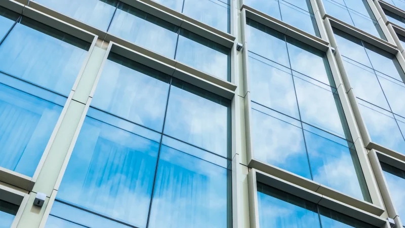 cornière de finition fentre pvc
